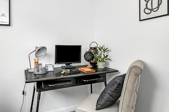 The Tors - Plot 180 - 35 Vixen Tor Road - Office - 0003