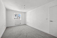 18 Buzzard Way - Bedroom 1 - 0003