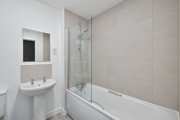 Plot 2 - 1 Lord Meadow - Bathroom - 0002
