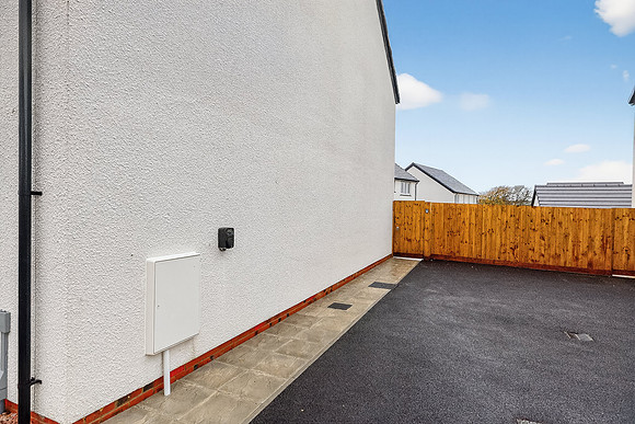 Plot 20 - 6 Lord Meadow - Car Parking - 0001