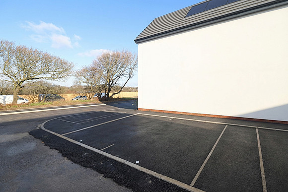 Plot 24 - 8 Holly Tree Gardens - Car - 0001