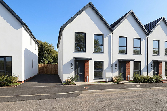 Plot 24 - 8 Holly Tree Gardens - Front - 0002