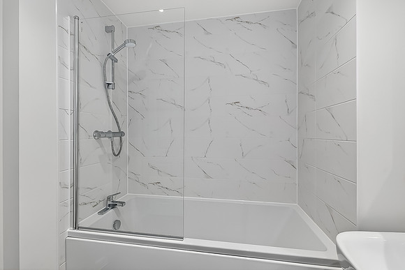 Plot 25 - 9 Holly Tree Gardens - Bathroom - 0003
