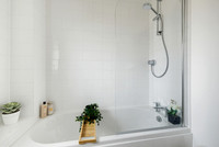Plot 25 Molbrook - 4 Linhay Way - Bathroom - 0004