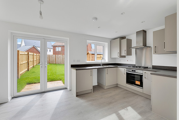 Taunton - 9 Ashmeads Close - Plot 30 - Kitchen Diner - 19