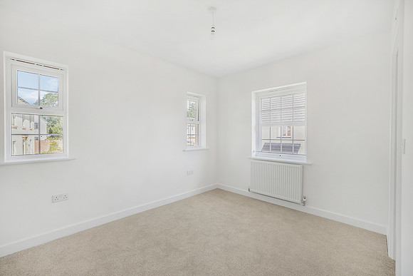 Oakleigh Gardens - Bedroom - 16