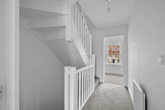 Plot 246 - 19 Pisces Street - Hall - 0001
