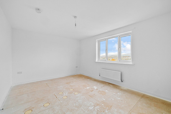 The Tors - Plot 182 - 39 Vixen Tor Road - Lounge - 0001