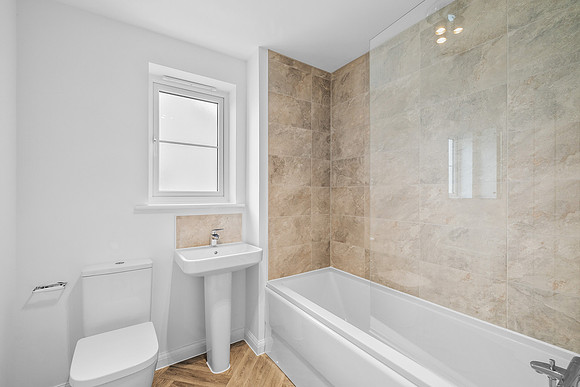 The Tors - Plot 183 - 41 Vixen Tor Road - Bathroom - 0002