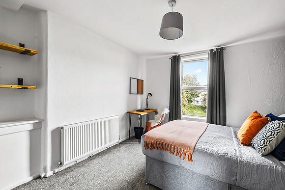 Bedroom 6 - 0006