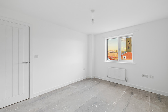 Newton Abbot - 43 Sovereign Road - Bedroom 2 - 03