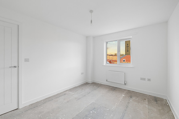 Newton Abbot - 43 Sovereign Road - Bedroom 2 - 04