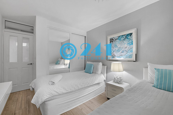 0018