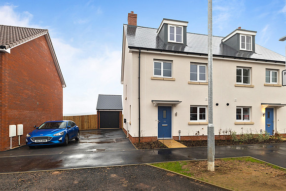 Plot 127 - 68 Merton Road - Front - 02