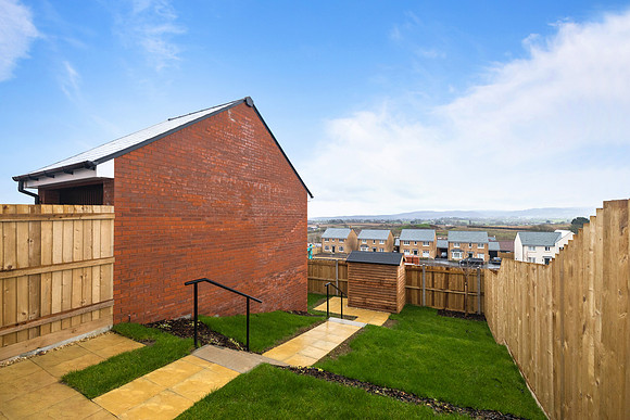 Plot 127 - 68 Merton Road - Garden - 02