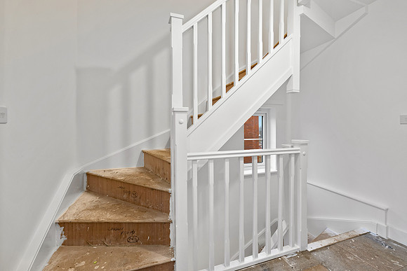 Plot 127 - 68 Merton Road - Stairs - 02