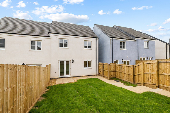 Plot 365 - 9 Goldfinch Park - Garden - 003