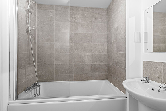 The Tors - Plot 213 - 6 Feather Tor Close - Bathroom - 03