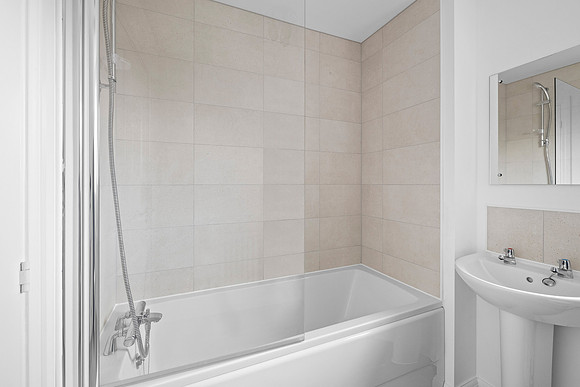 The Tors - Plot 215 - 4 Feather Tor Close - Bathroom - 02