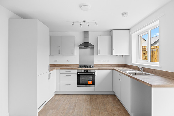 The Tors - Plot 215 - 4 Feather Tor Close - Kitchen Diner - 04