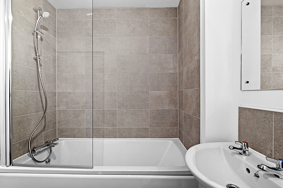 The Tors - Plot 216 - 3 Feather Tor Close - Bathroom - 02