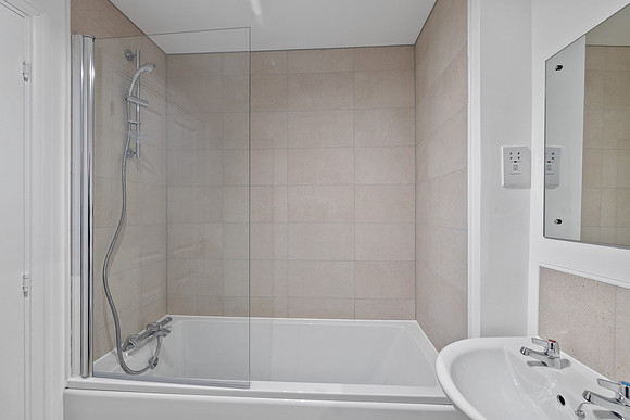 The Tors - Plot 217 - 2 Feather Tor Close - Bathroom - 02