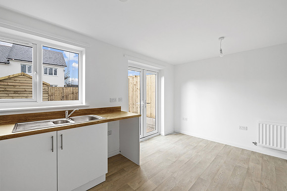 The Tors - Plot 217 - 2 Feather Tor Close - Kitchen Diner - 05