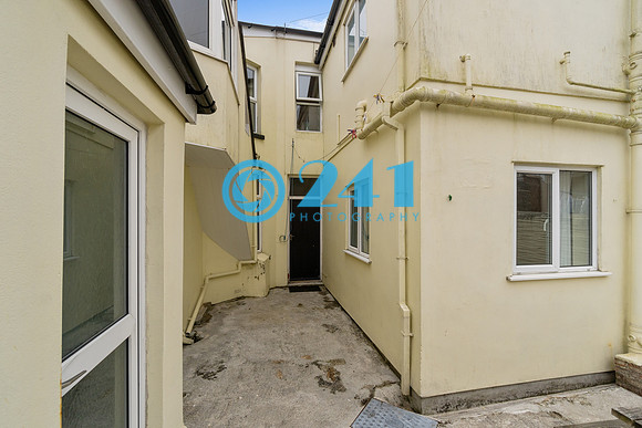 0035