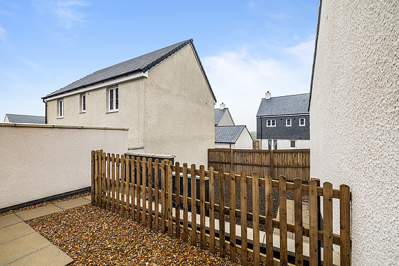 Plot 354 - 14 Goldfinch Park - Garden - 01