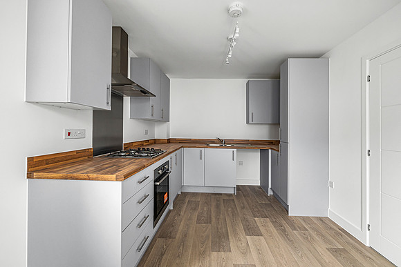 Plot 354 - 14 Goldfinch Park - Kitchen Diner - 03
