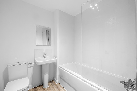 The Tors - Plot 181 - 37 Vixen Tor Road - Bathroom - 0002