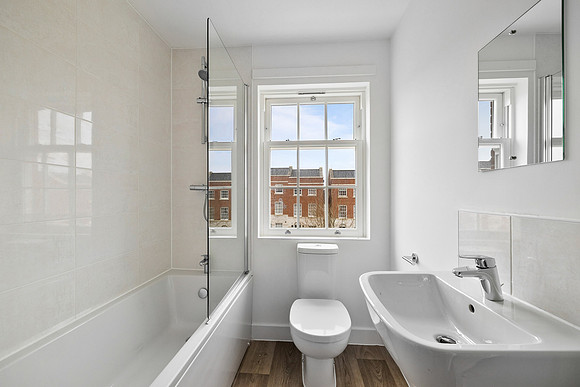 Plot 246 - 19 Pisces Street - Bathroom - 0002