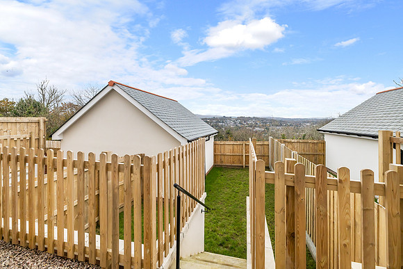 The Tors - Plot 180 - 35 Vixen Tor Road - Garden - 0001