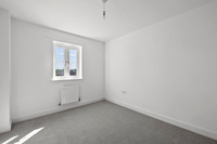 18 Buzzard Way - Bedroom 2 - 0002