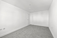18 Buzzard Way - Bedroom 1 - 0004