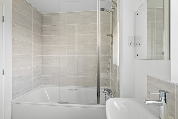 Primrose Meadows - Plot 28 - 29 Cleverdon Close - Bathroom - 0003