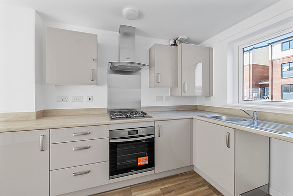 Plot 8058 Haldon Reach - 30 Villiers Road - Kitchen - 0003