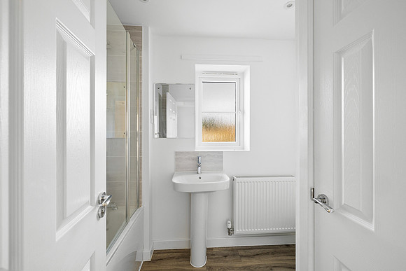 Primrose Meadows - Plot 28 - 29 Cleverdon Close - Bathroom - 0001
