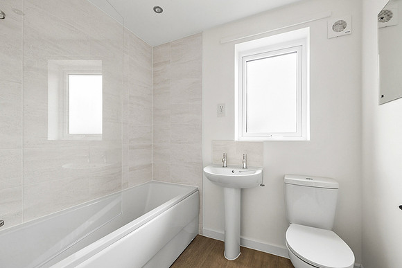 17 Stoney walk - Plot 136 - Bathroom - 001