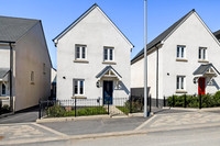 18 Buzzard Way - Front - 0004