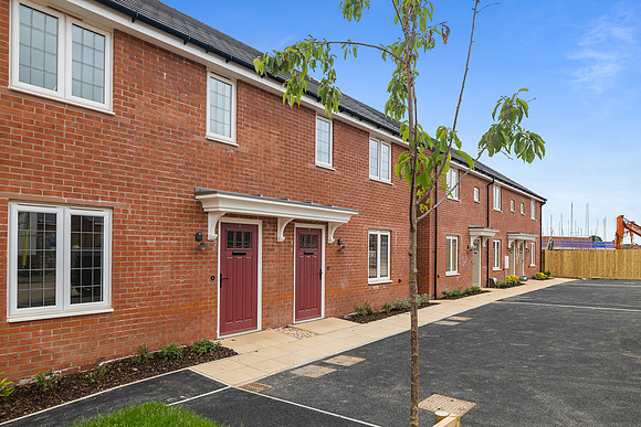 6 Alder Meadows - Plot 59 - Front - 005