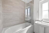 18 Buzzard Way - Bathroom - 0003