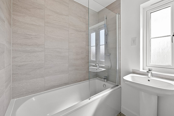 18 Buzzard Way - Bathroom - 0003