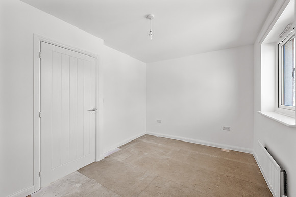 Plot 8058 Haldon Reach - 30 Villiers Road - Bedroom1 - 0004