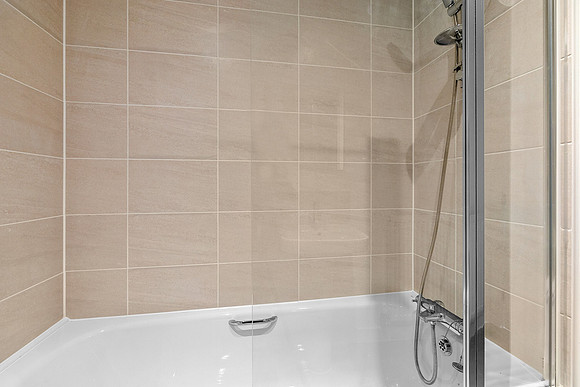 Primrose Meadows - Plot 27 - 27 Cleverdon Close - Bathroom - 0003