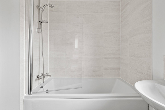 17 Stoney walk - Plot 136 - Bathroom - 003