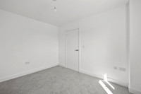 18 Buzzard Way - Bedroom 2 - 0004