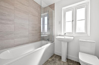 18 Buzzard Way - Bathroom - 0002