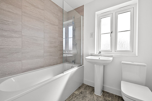 18 Buzzard Way - Bathroom - 0002