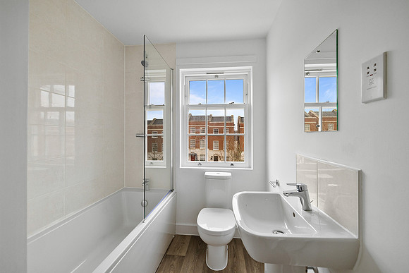 Plot 246 - 19 Pisces Street - Bathroom - 0001